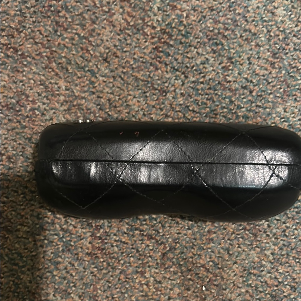 Chanel Black Quilted Sunglasses Case - Picture 3 of 4